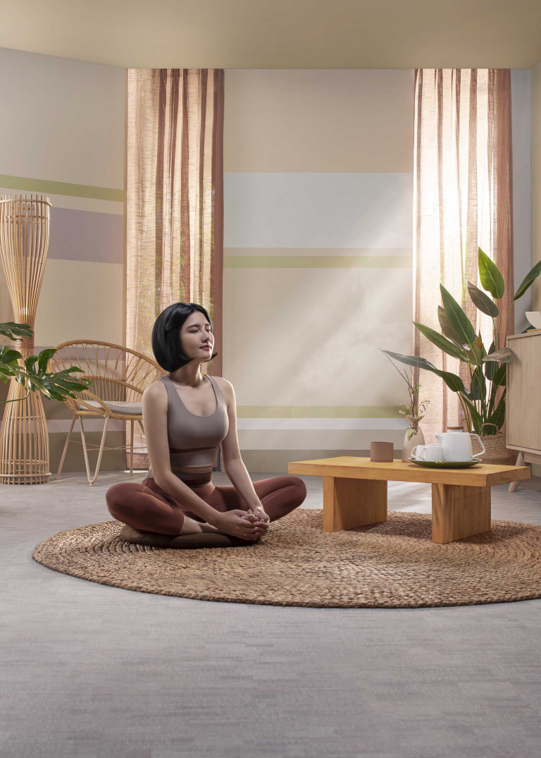 22a12080-03-768x1075-1 Tô màu bình yên với những mộc mạc tự nhiên