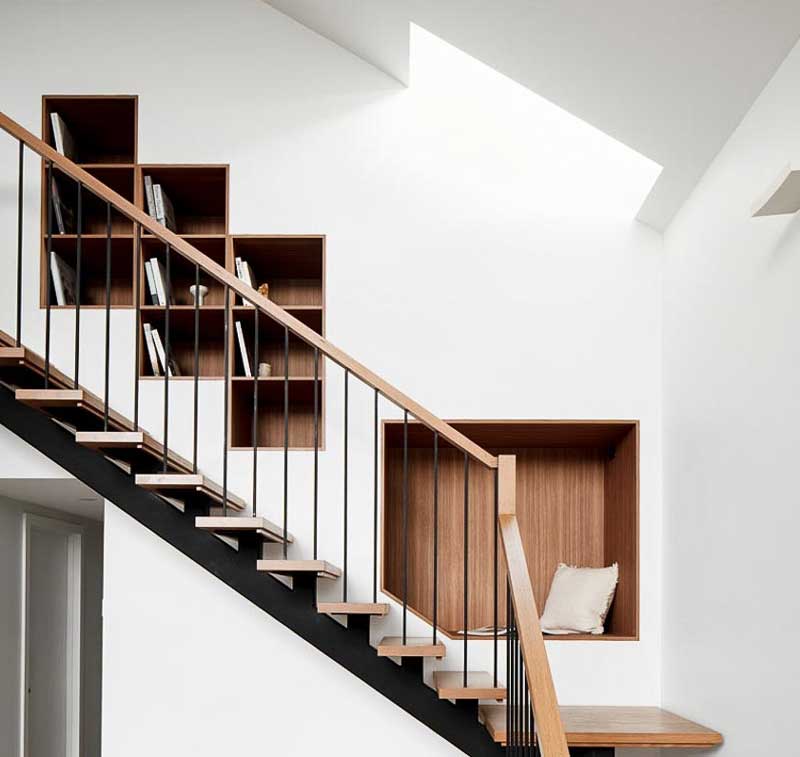 Bật mí cách trang trí cầu thang đẹp, an toàn